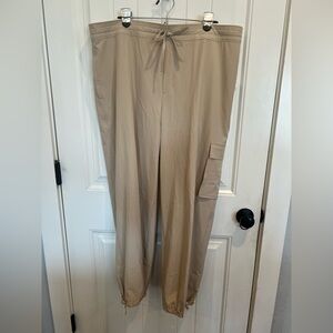 Old Navy NWT Lightweight Drawstring Cargo Joggers - Beige XL